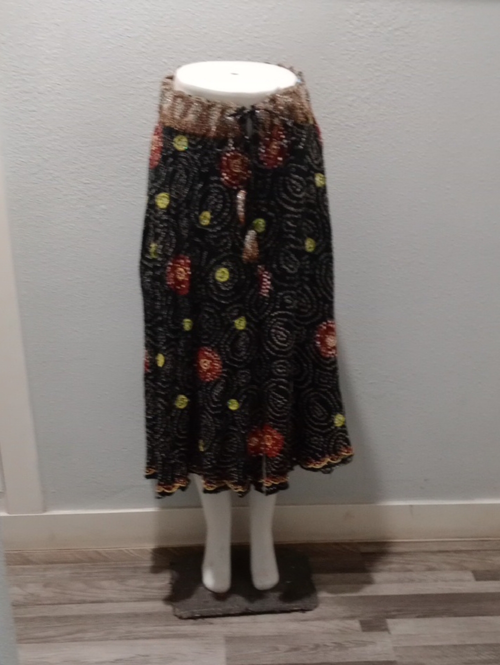 Black Floral Midi Skirt with Elastic Waist